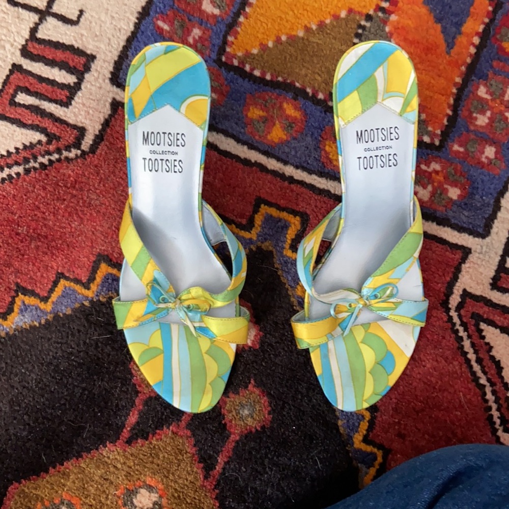 BEAUTIFUL funky sandals